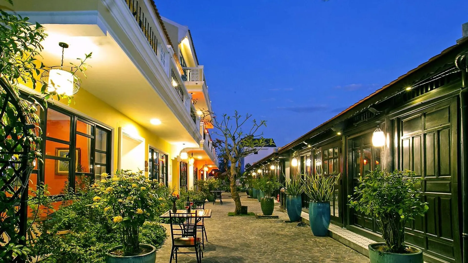 Hoi An Town Home Resort