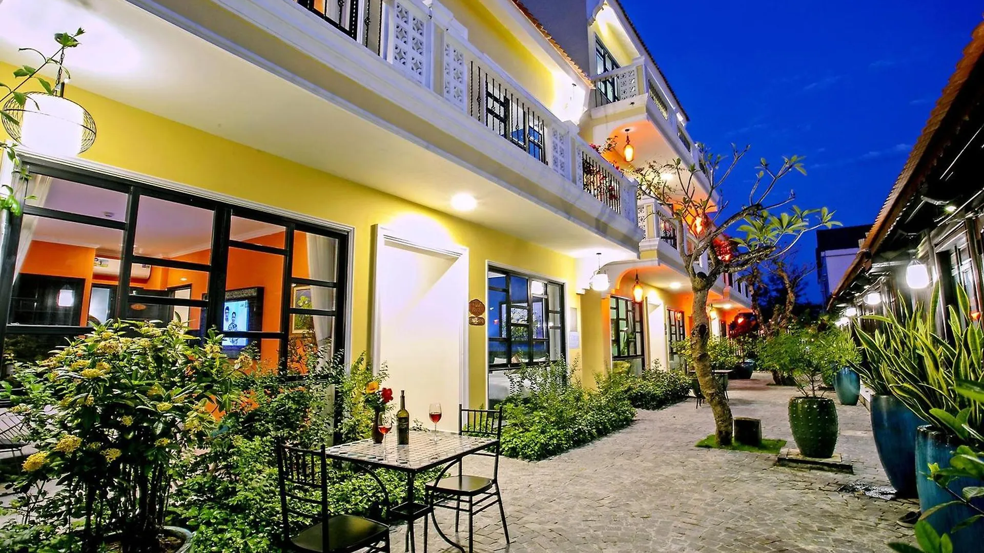 Hoi An Town Home Resort 4*, Хойан Вьетнам