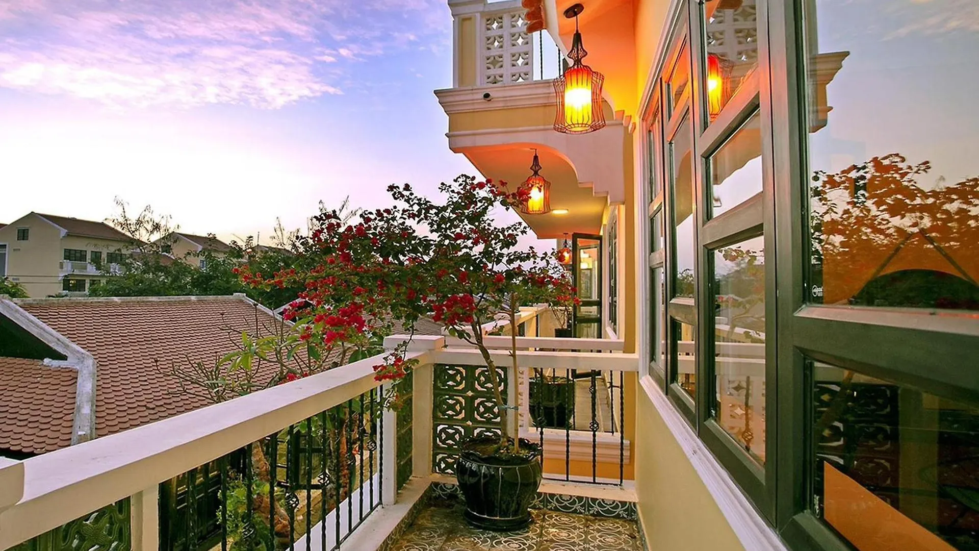 Hoi An Town Home Resort 4*, Хойан